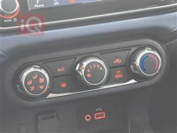 نيسان فيرسا